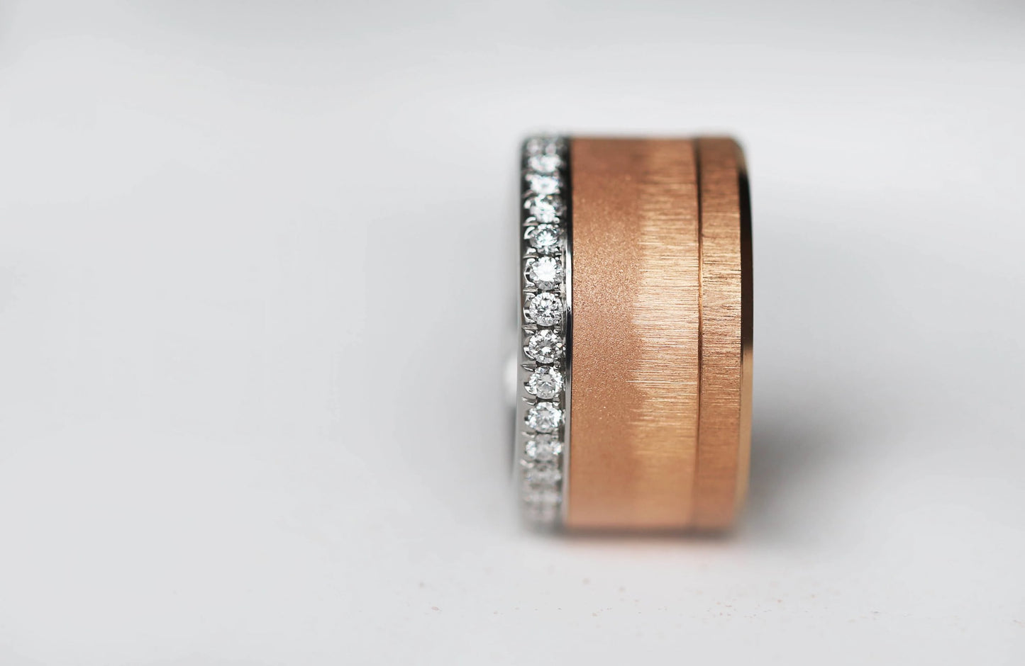 Bague complète mood joaillerie avec diamants - Souffle doré