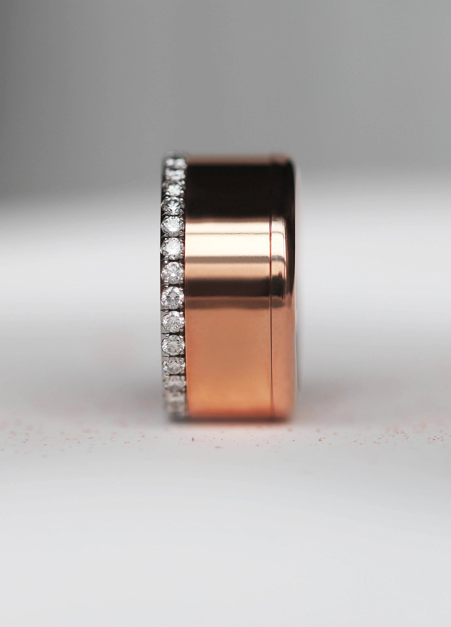 Bague complète mood joaillerie avec diamants - Poussière d'or