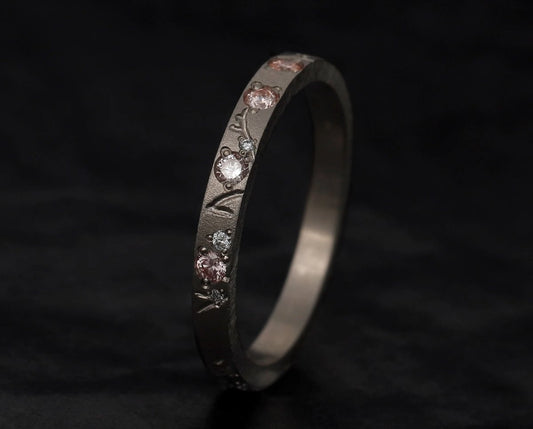 Anneau en or gris 18k (medium) Hanami 03  avec diamants  et diamants roses Purs pour bague mood de luxe