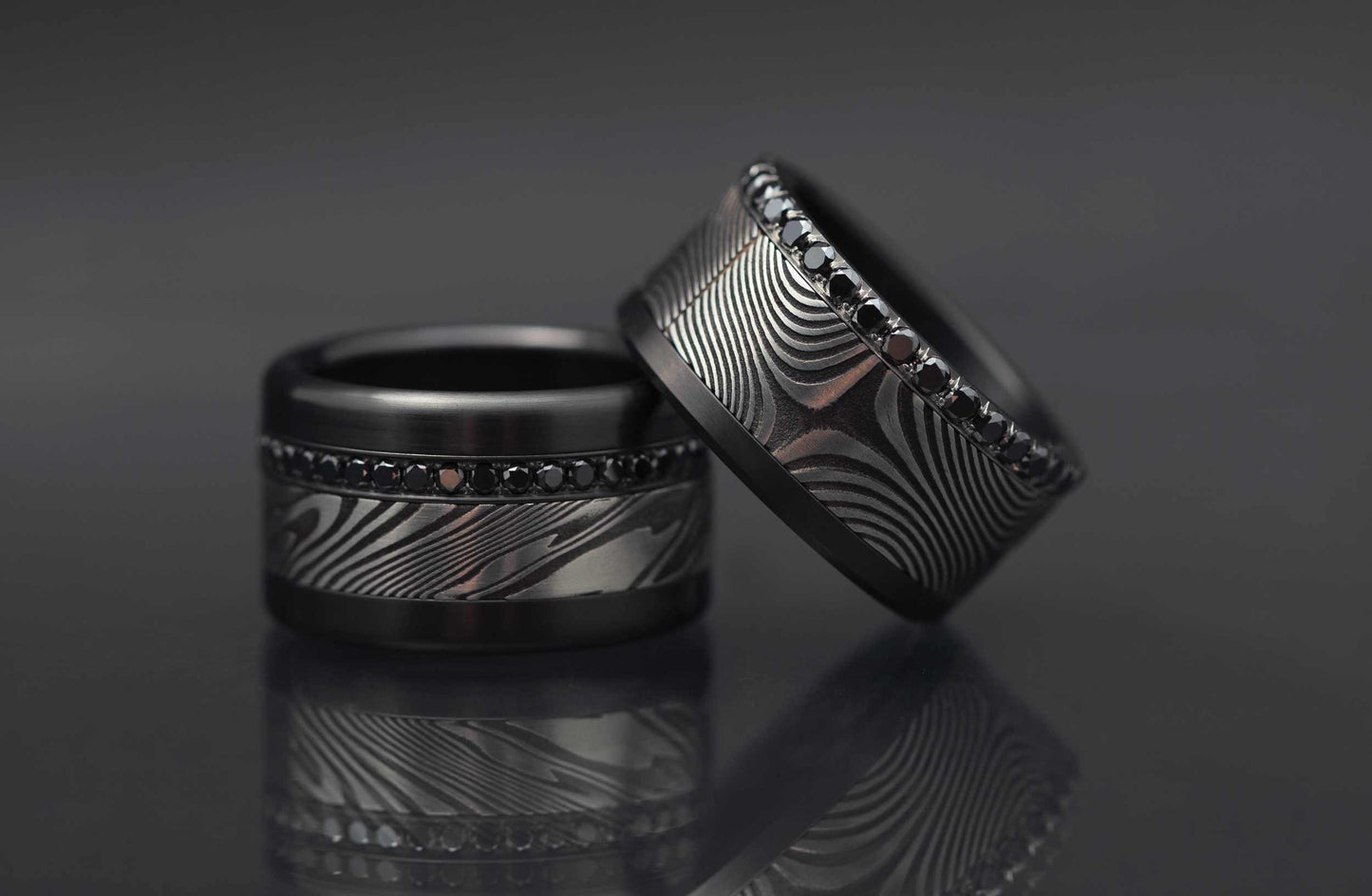 Base small black entièrement sertie de diamants noirs 1.9mm sur un côté