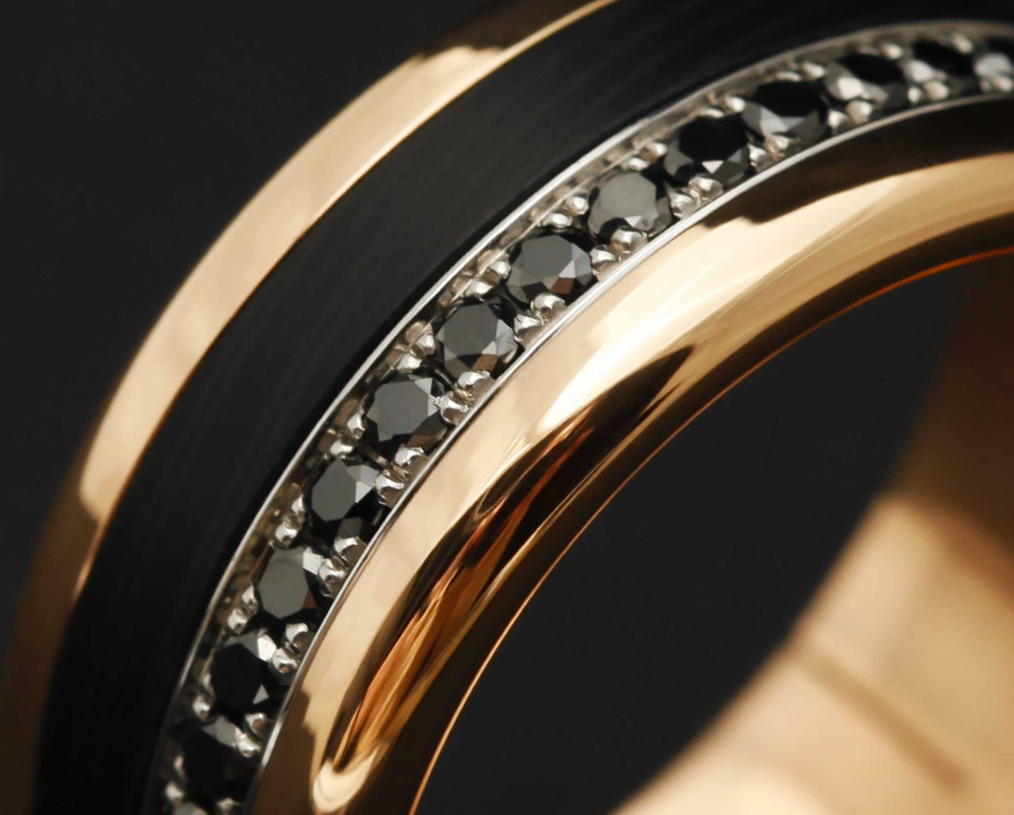 Medium Addon aus Stahl für personalisierbaren mood Ring mit schwarzen 1,6mm Diamanten vollständig besetzt