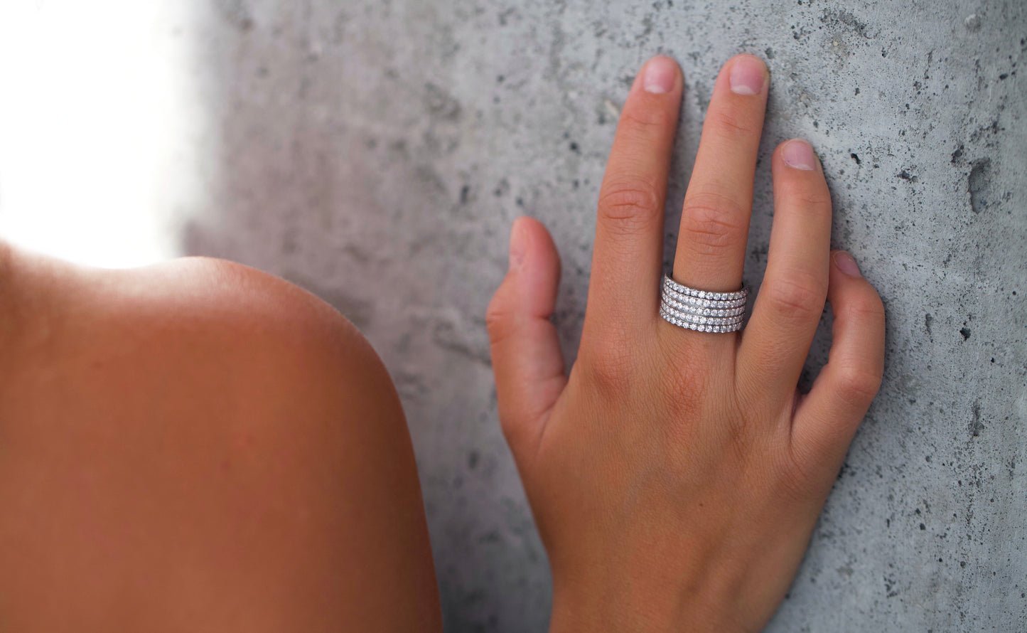 Small Fassung mit Diamanten vollständig besetzt (1,9 Diamanten)