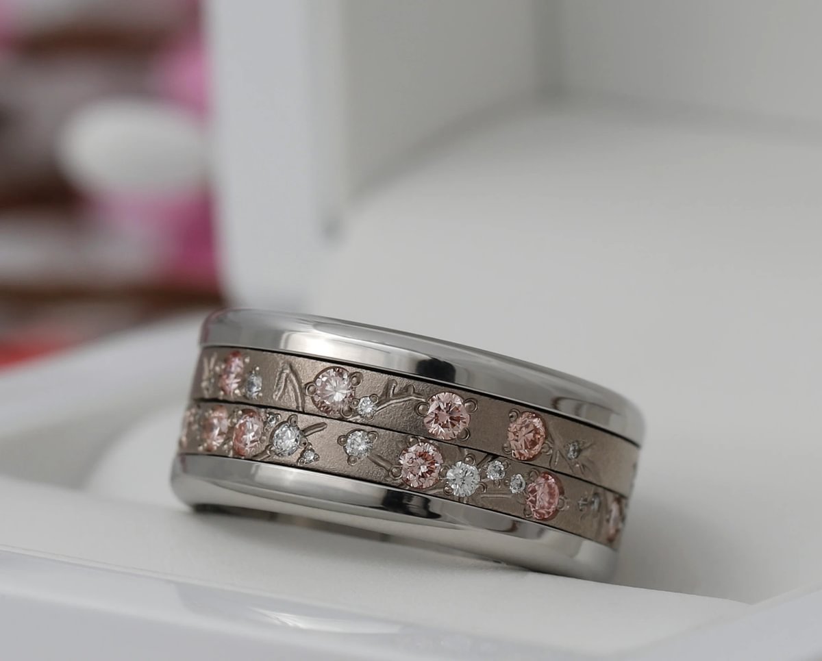 Innenring aus 18K Graugold (Medium Addon) Hanami 01 mit Diamanten und "Pur" rosa Diamanten für mood Luxus-Ring