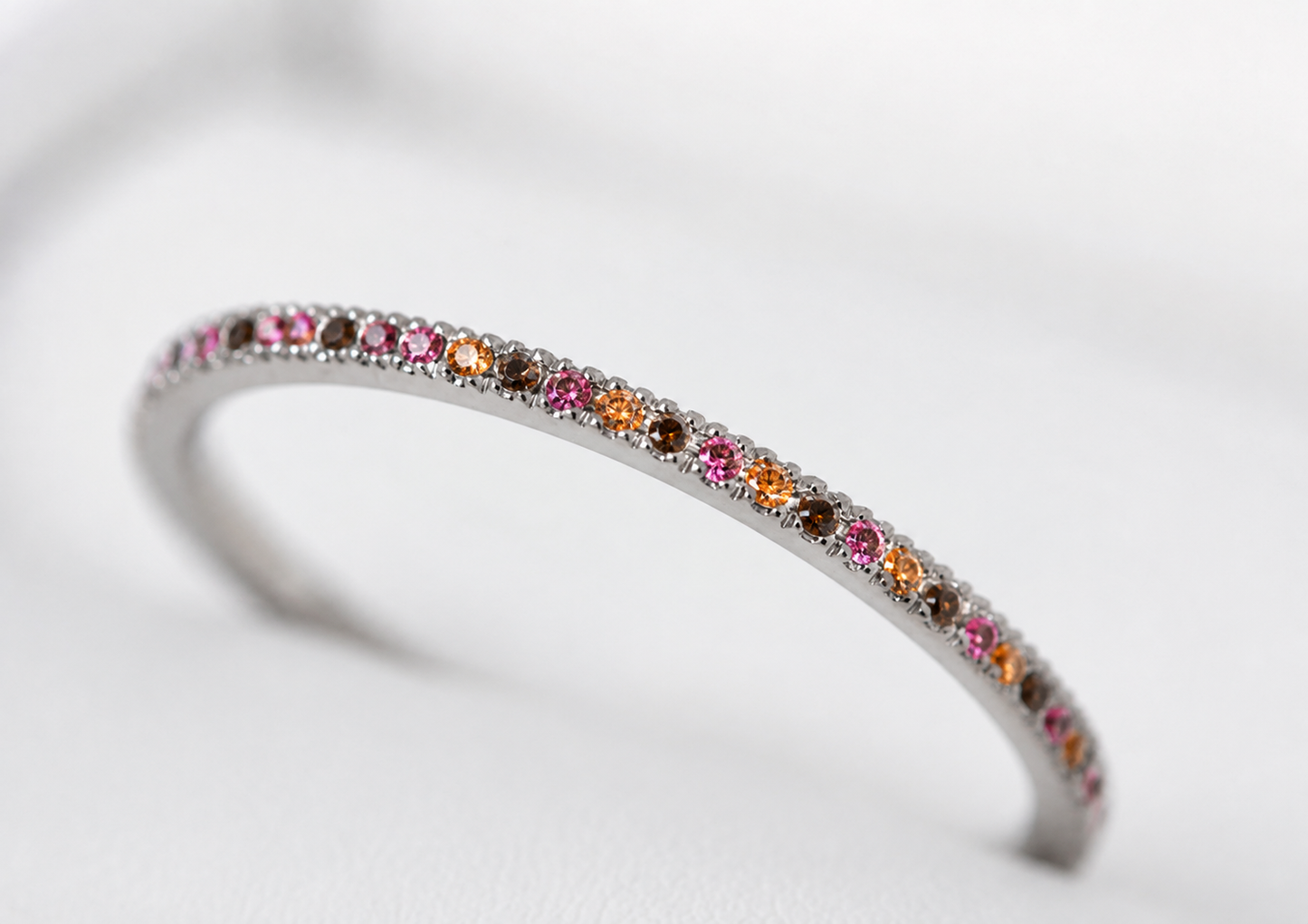 🍂 Mini addon « Rococo Chaleur » en acier serti de saphirs roses, orange & brun 0.9 mm