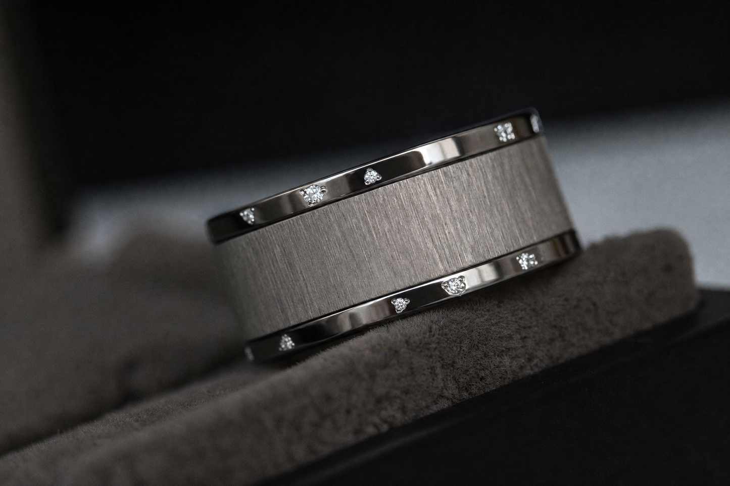 Large Fassung „Sternenhimmel“ – mood Ring mit Diamanten