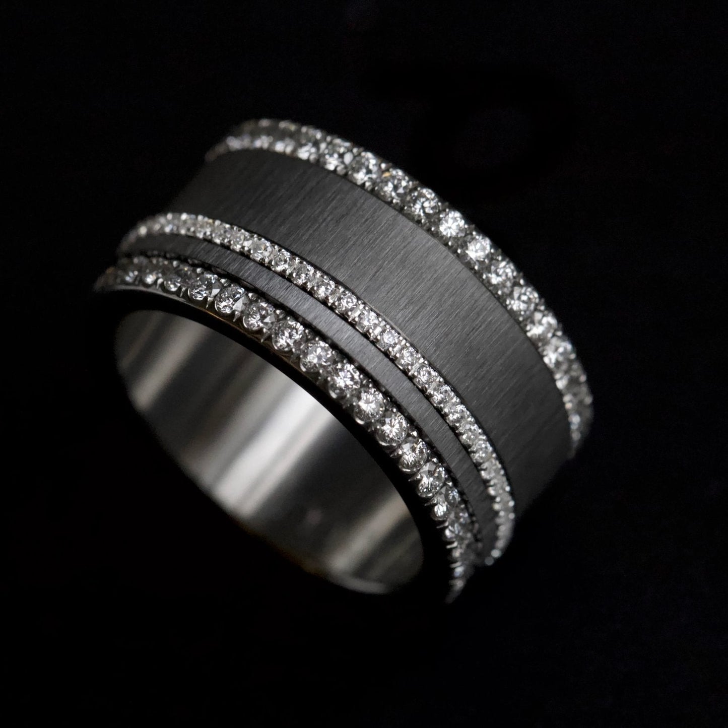 Small Fassung mit Diamanten vollständig besetzt (1,9 Diamanten)