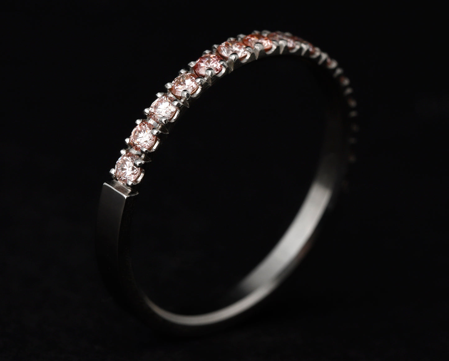 Medium Addon aus Edelstahl mit Zermatter rosa „Pur“ Diamanten vollständig besetzt