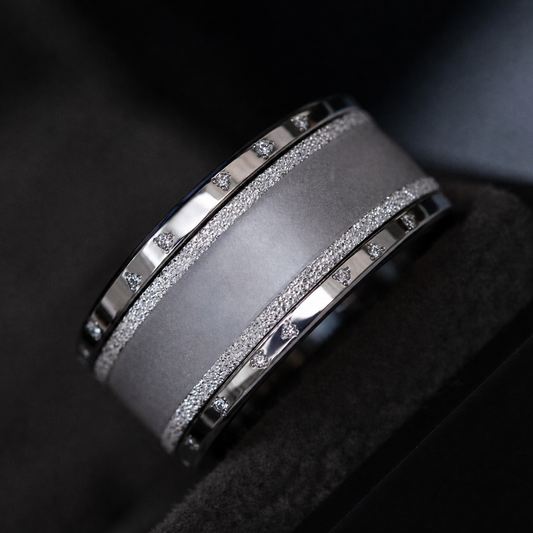 Large Fassung „Sternenhimmel“ – mood Ring mit Diamanten